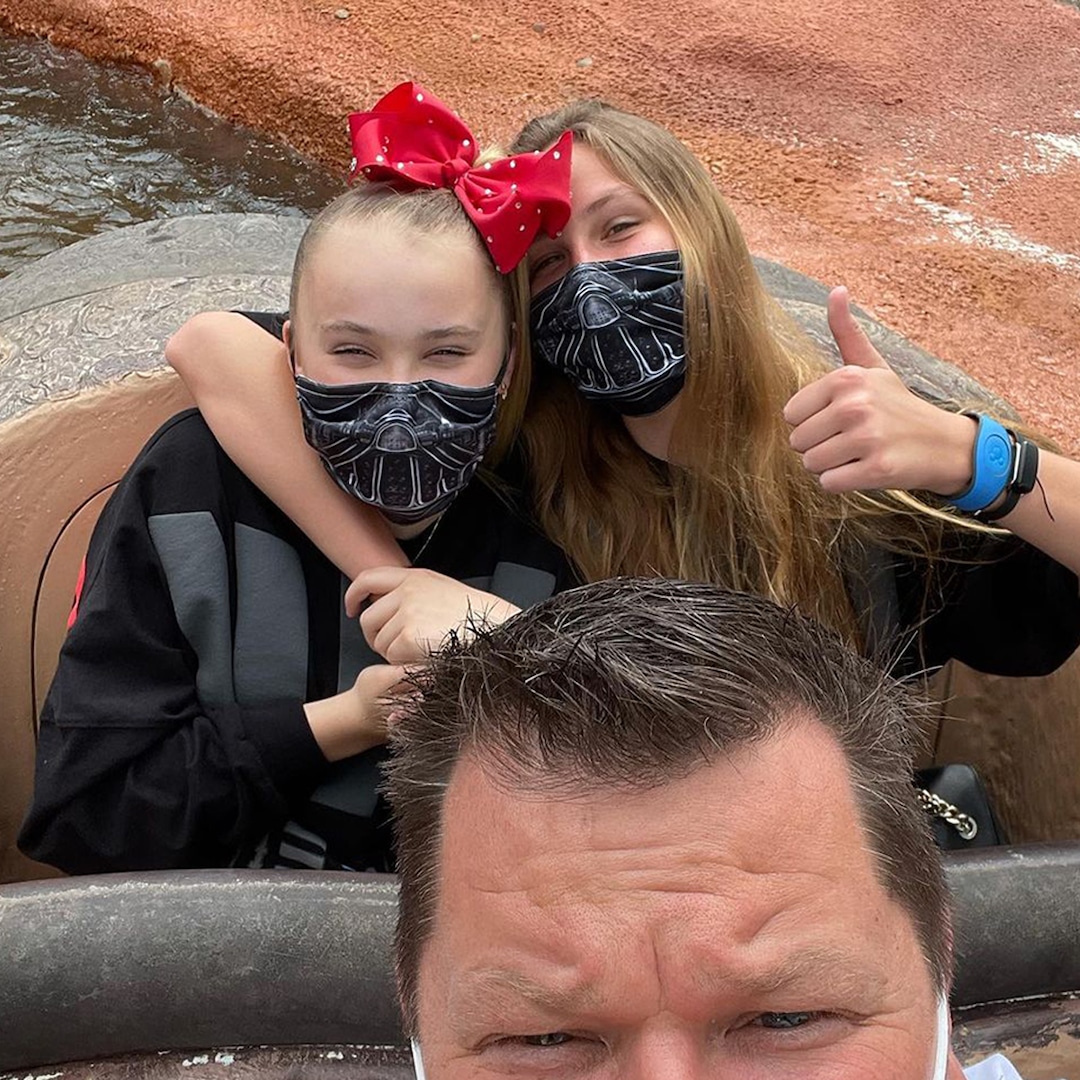 JoJo Siwa & Girlfriend Kylie Prew's Disney World Date Is Pure Magic